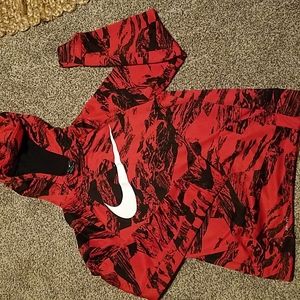 Nike dri fit hoodie boys xl
